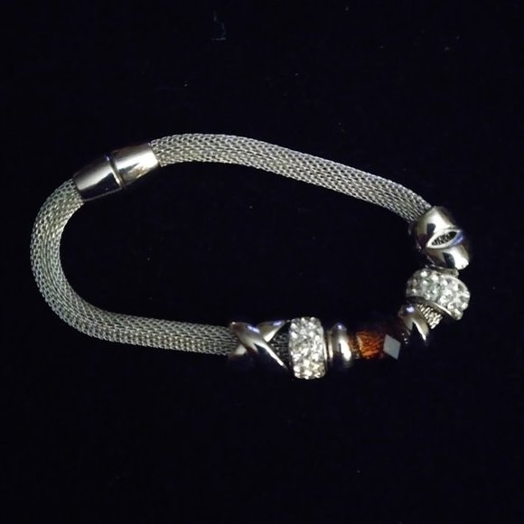 Charm Beads on  Mesh  Bracelet - Picture 1 of 3